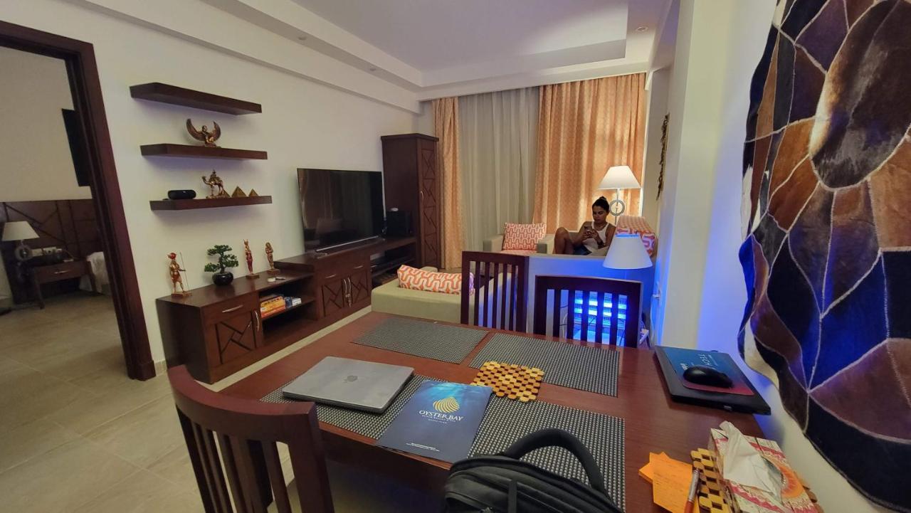 Oyster Bay Beach Resort - Luxury Serviced Condo Marsa Alam Eksteriør billede