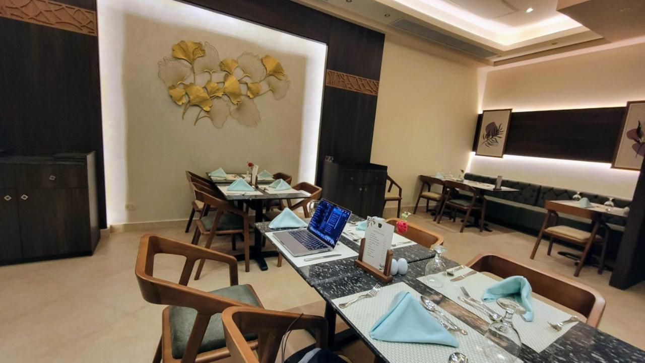 Oyster Bay Beach Resort - Luxury Serviced Condo Marsa Alam Eksteriør billede